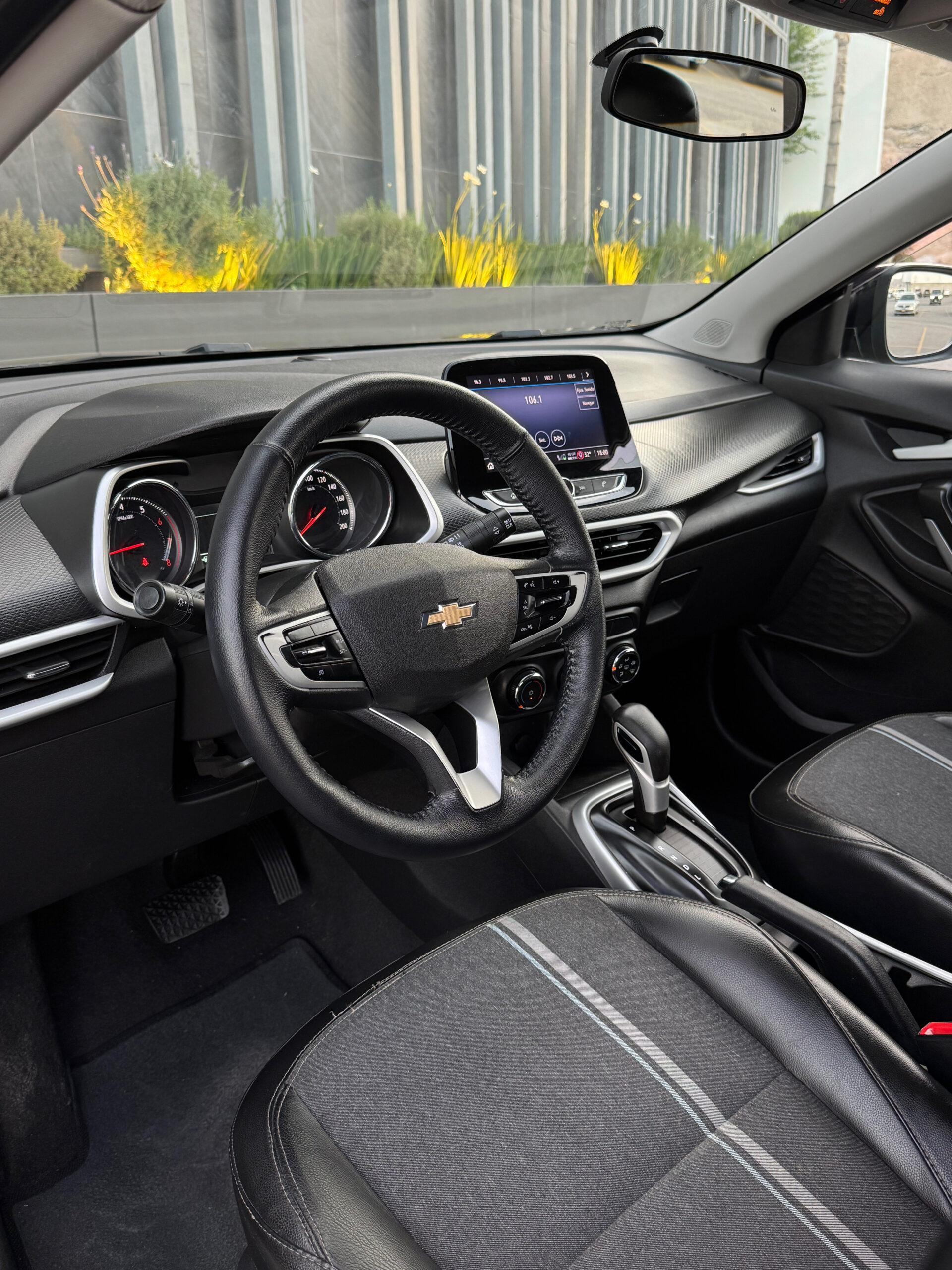 Chevrolet Tracker LT