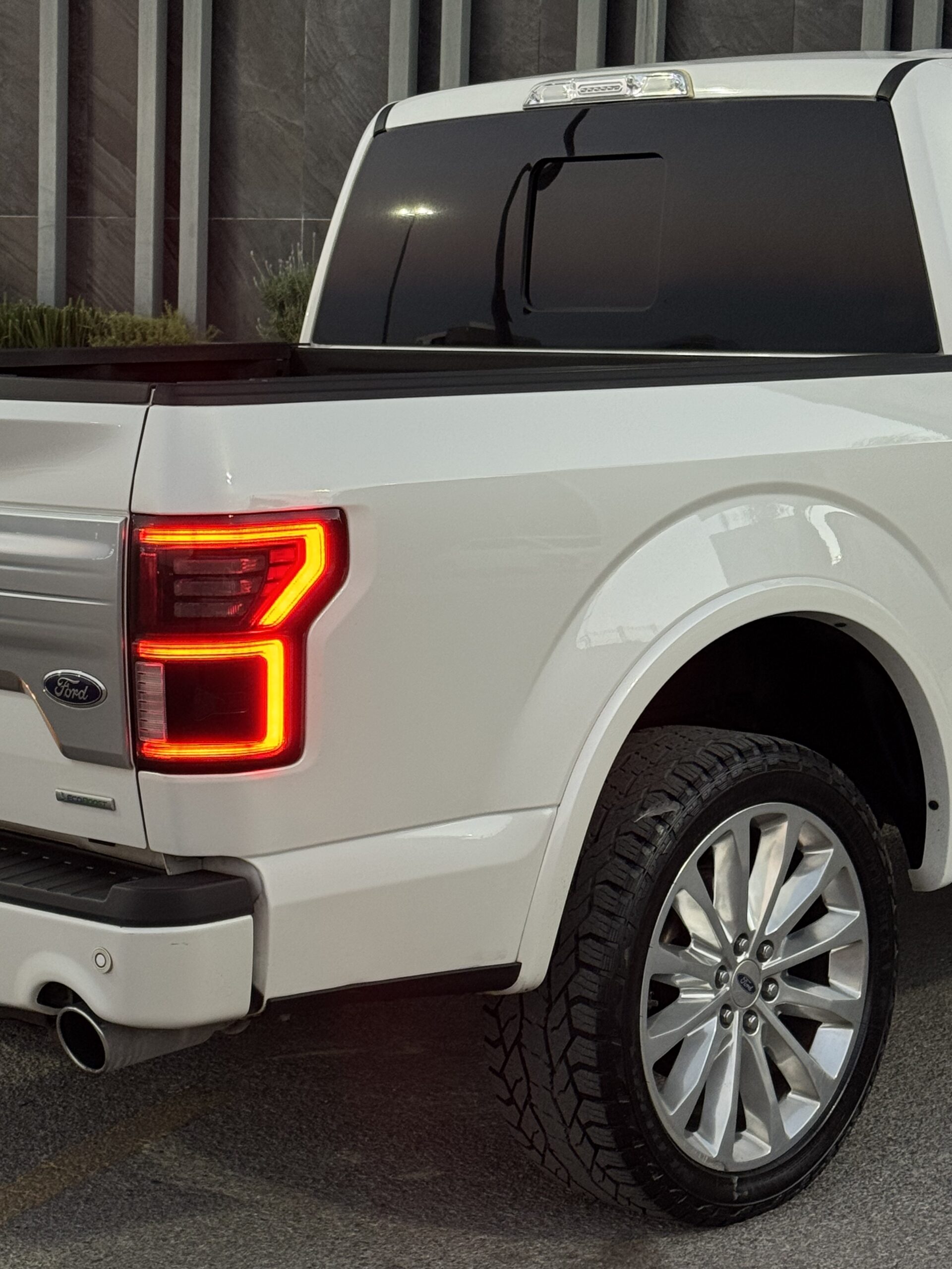 Ford F-150 LIMITED