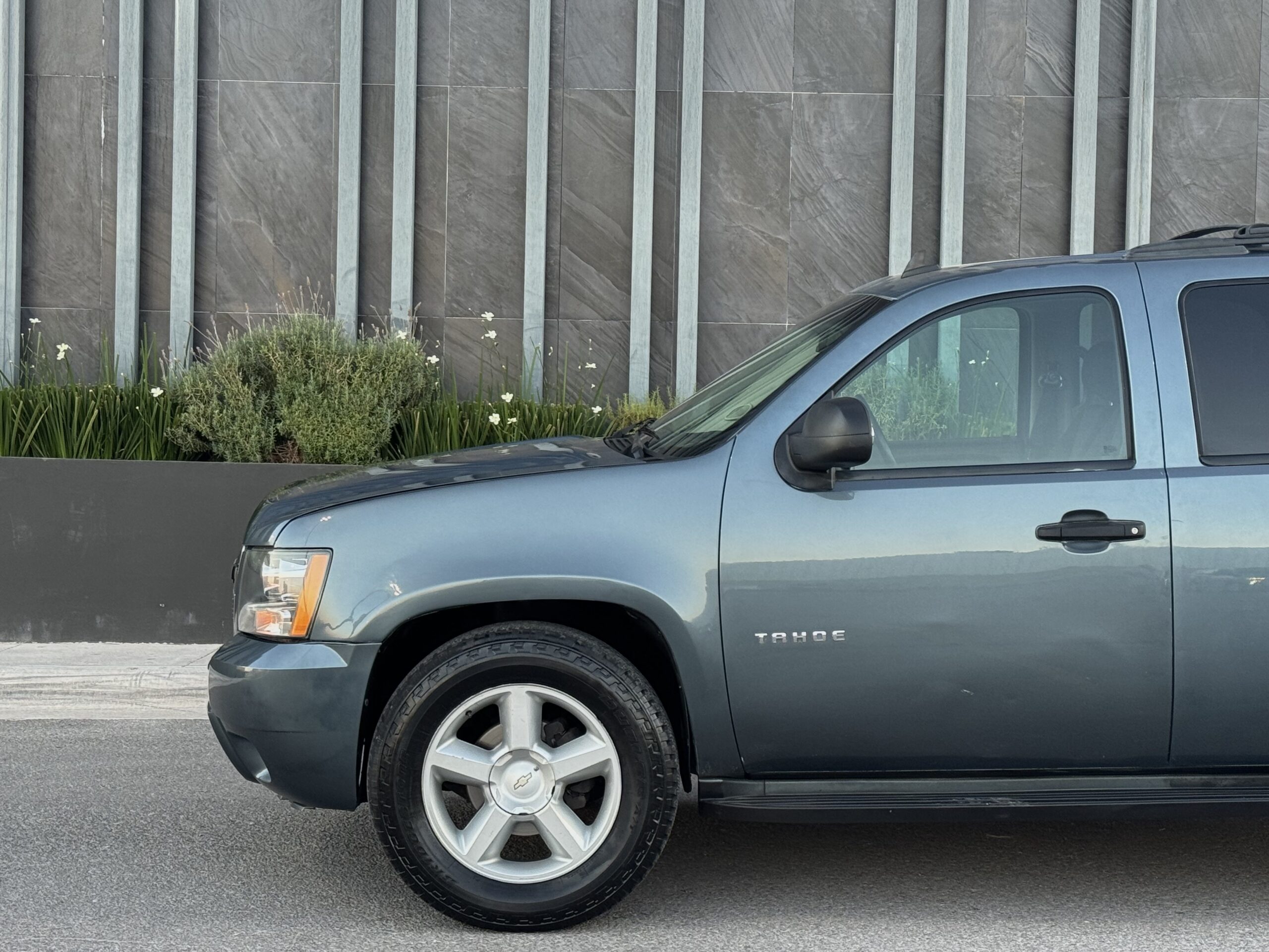 Chevrolet TAHOE LT