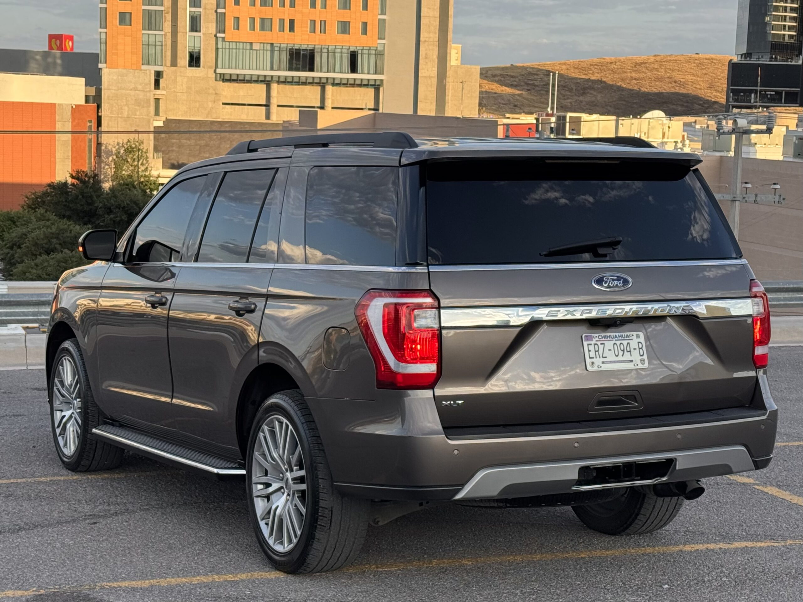 Ford Expedition XLT