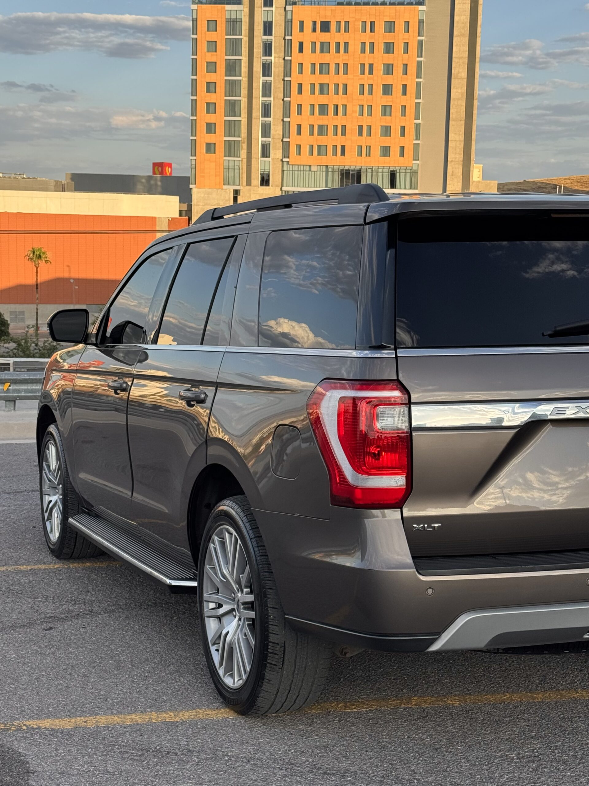 Ford Expedition XLT