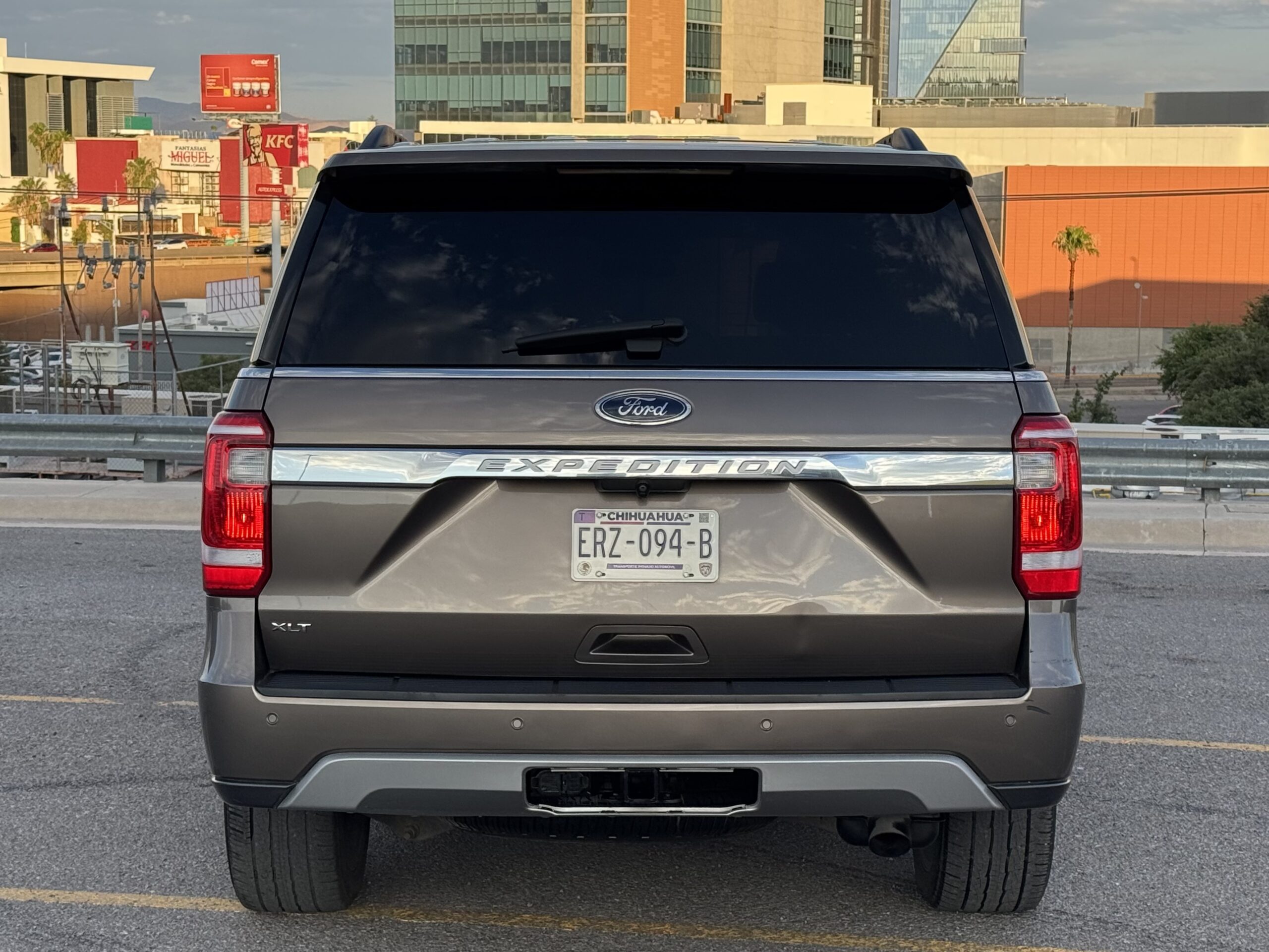 Ford Expedition XLT