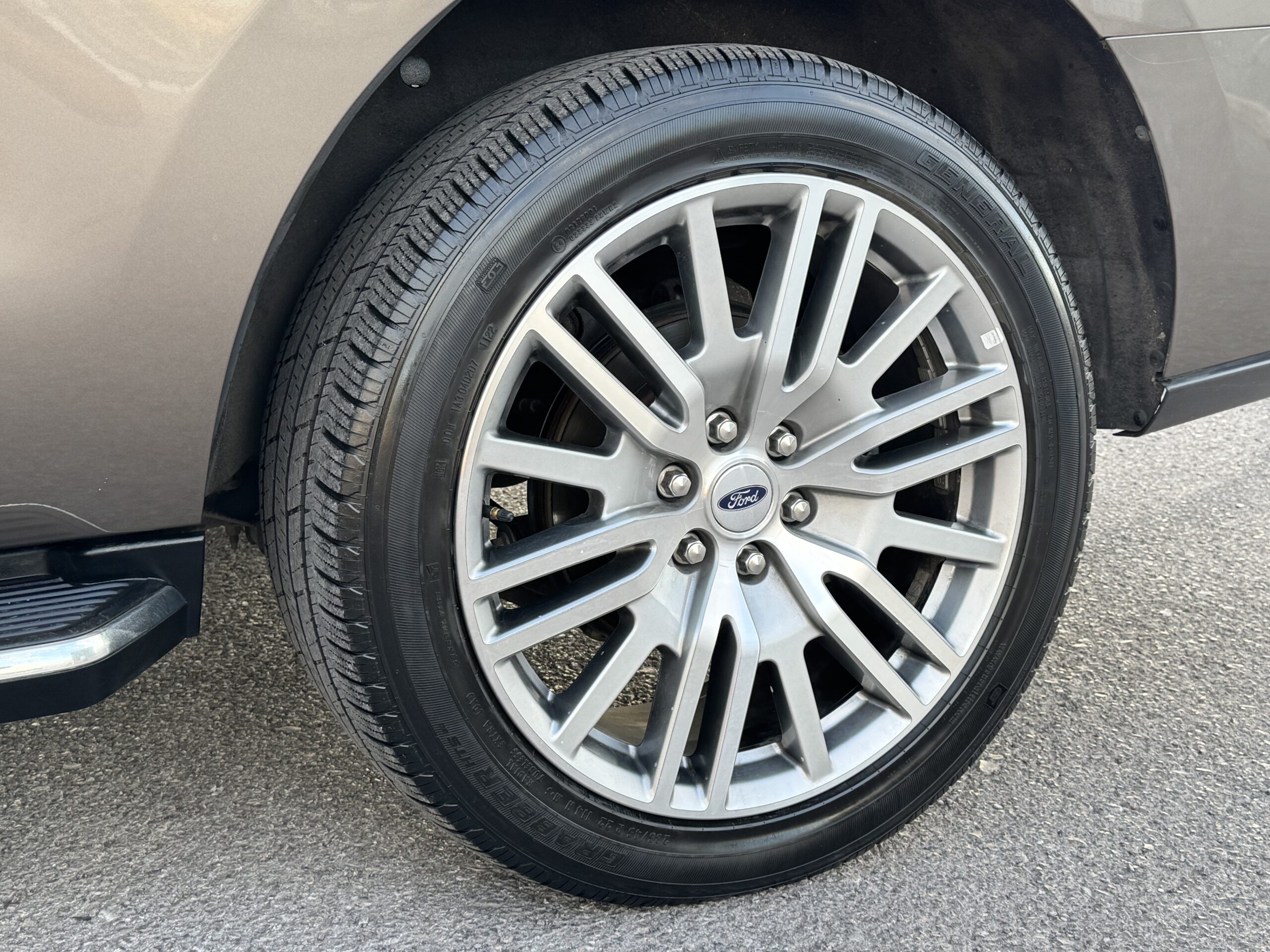 Ford Expedition XLT