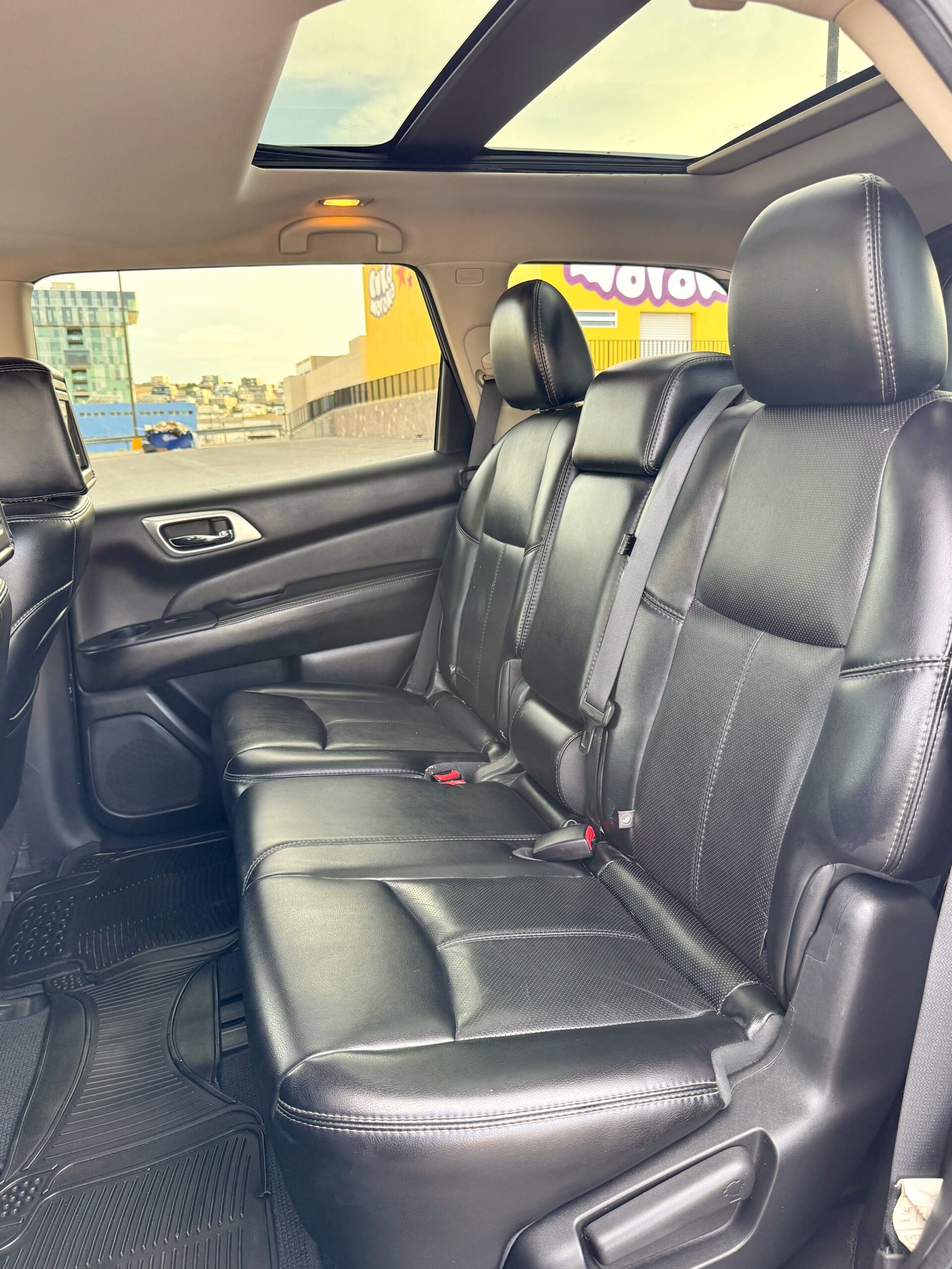 NISSAN PATHFINDER ADVANCE
