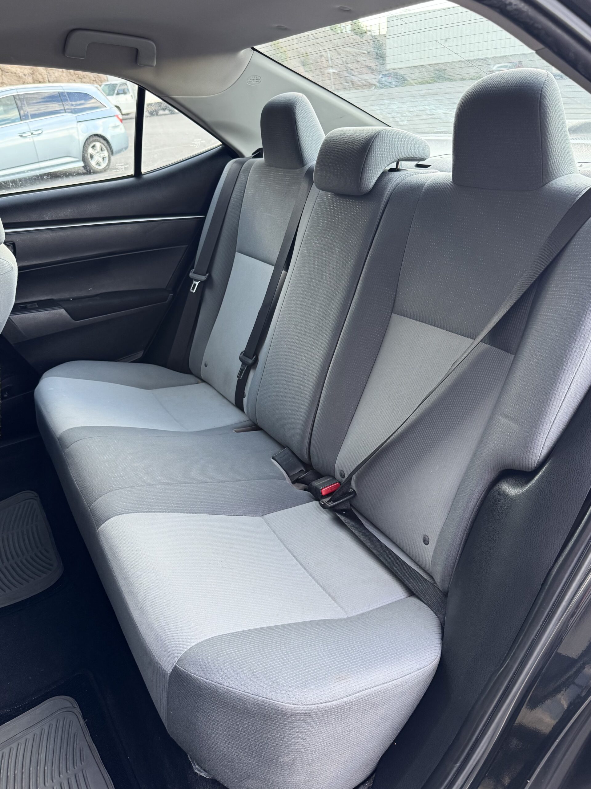 TOYOTA COROLLA BASE