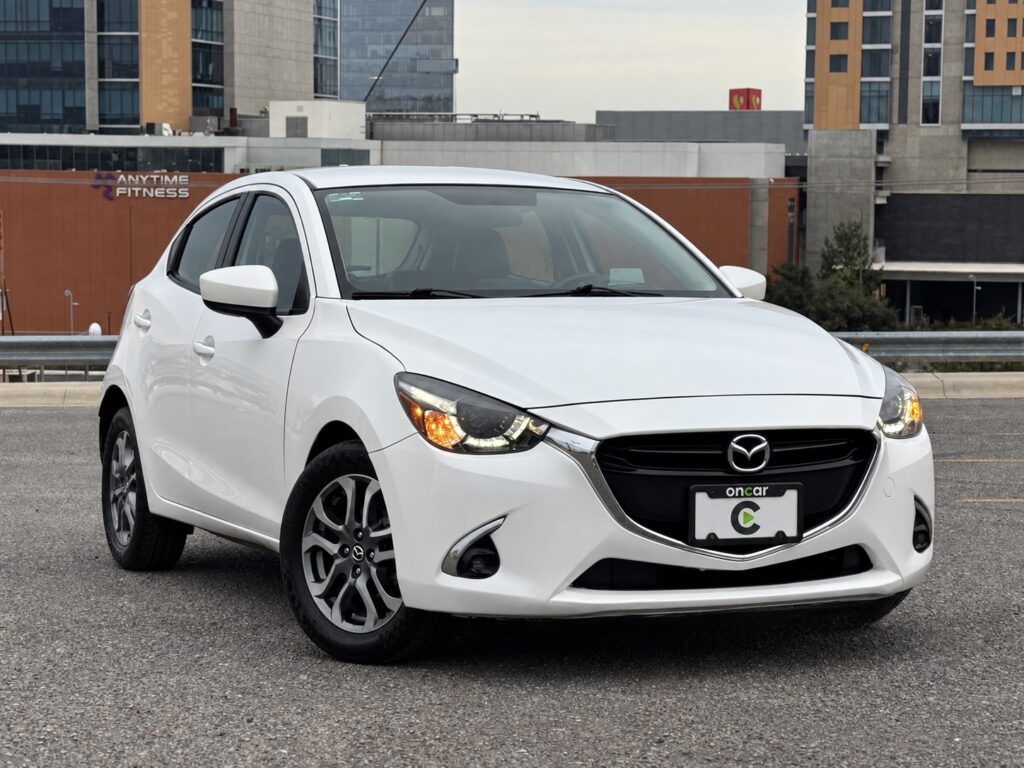 Mazda 2 Grand Touring