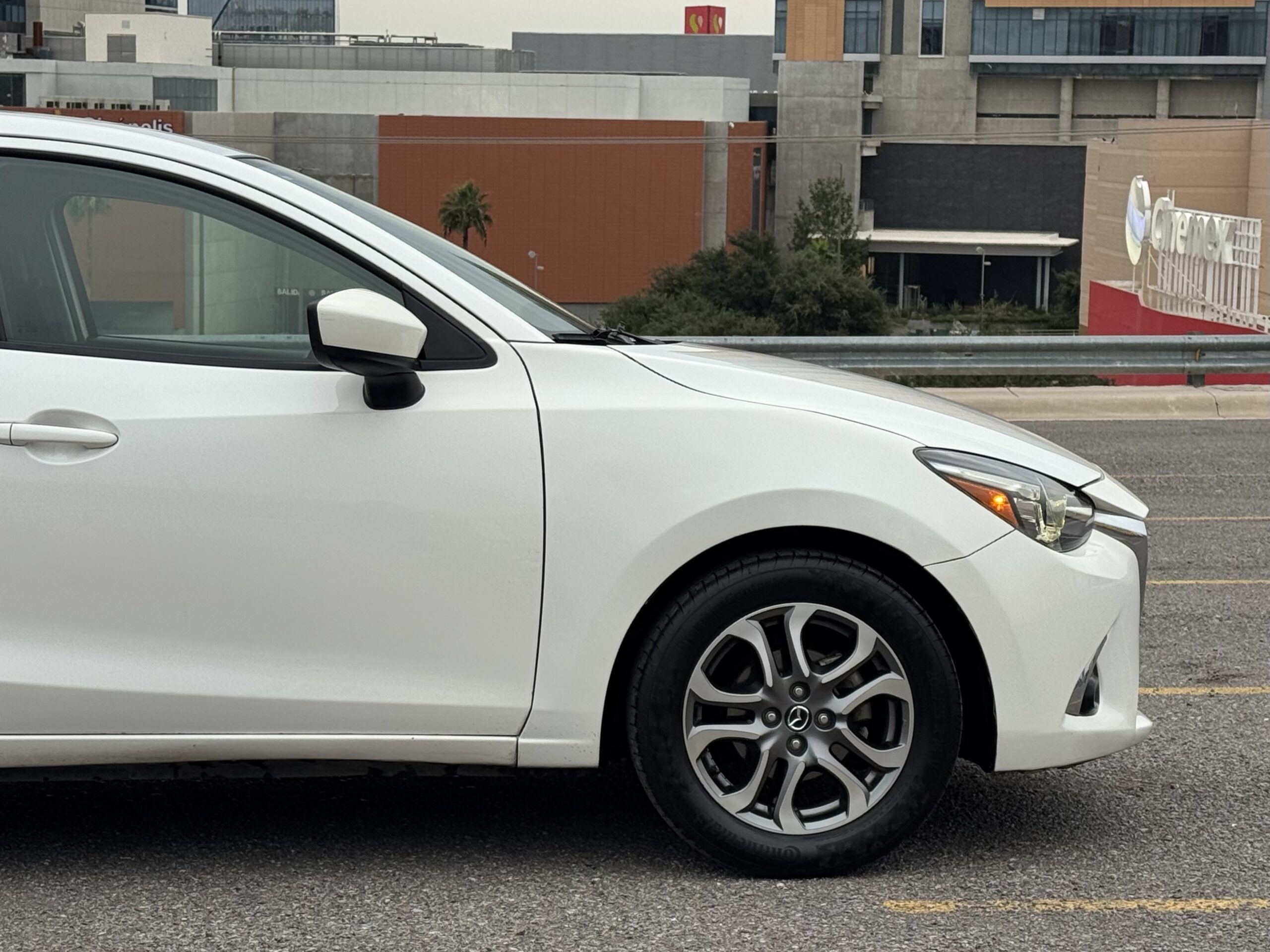 Mazda 2 Grand Touring